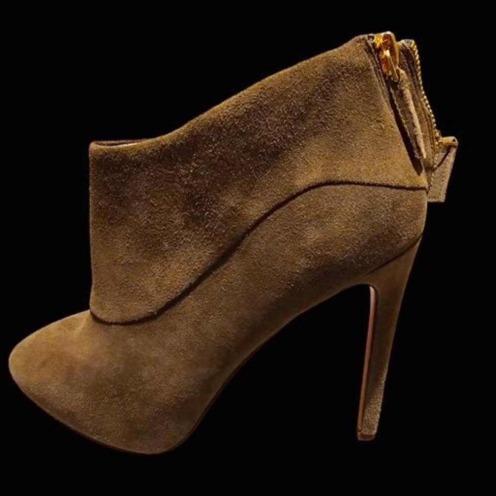 Nine West Suede, Platform, Ankle Boots; Women's Size 6.5